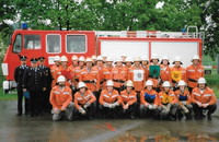 Bei Regenwetter unterzogen sich am 13. Mai 1995 insgesamt 27 Feuerwehrleute der Leistungsprüfung.
