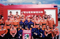 Einen Teilnehmerrekord konnte die Köschinger Wehr am 24. Mai 1997 vermelden: 32 Floriansjünger meisterten die gestellten Aufgaben mit Bravour. Erstmals erreichten mit Herbert Brunner und Michael Sangl zwei Köschinger Feuerwehrmänner das Abzeichen in der höchsten Stufe Gold-Rot.